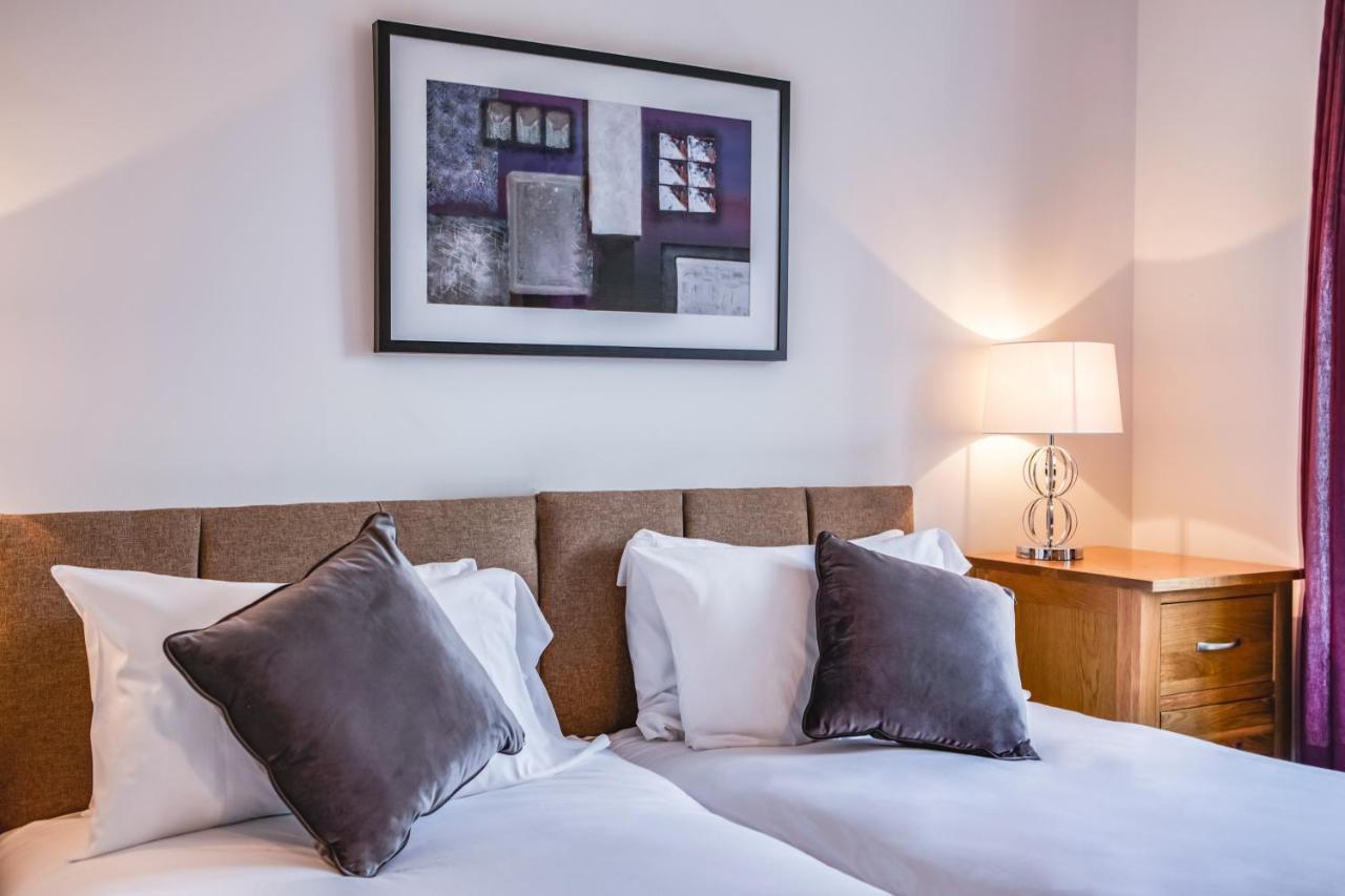 Watkins House By Cliftonvalley Apartments Cardiff Extérieur photo